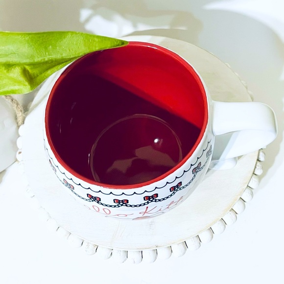 Hello Kitty Christmas Mug - Picture 2 of 2